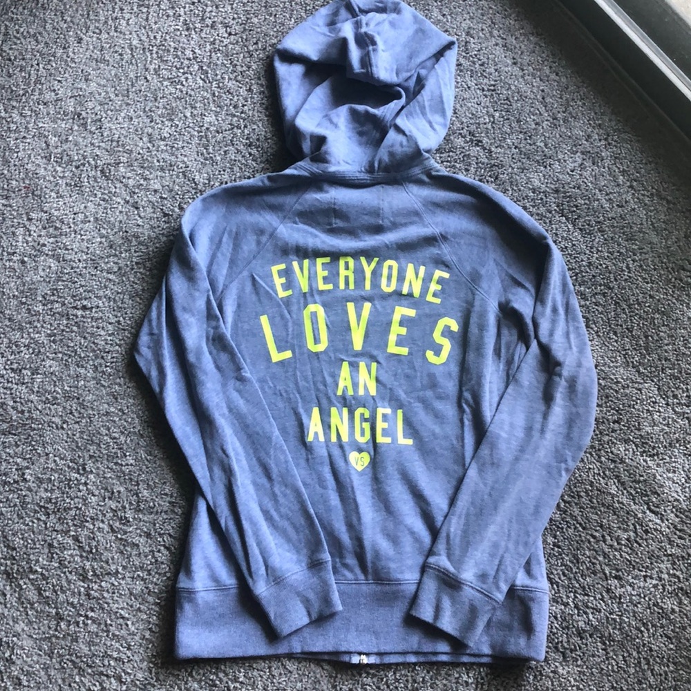 Victoria’s Secret | “Everyone <3 an Angel” hoodie